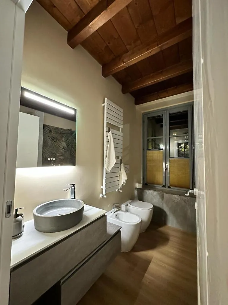 Suite Villa Folli Milan Apartment