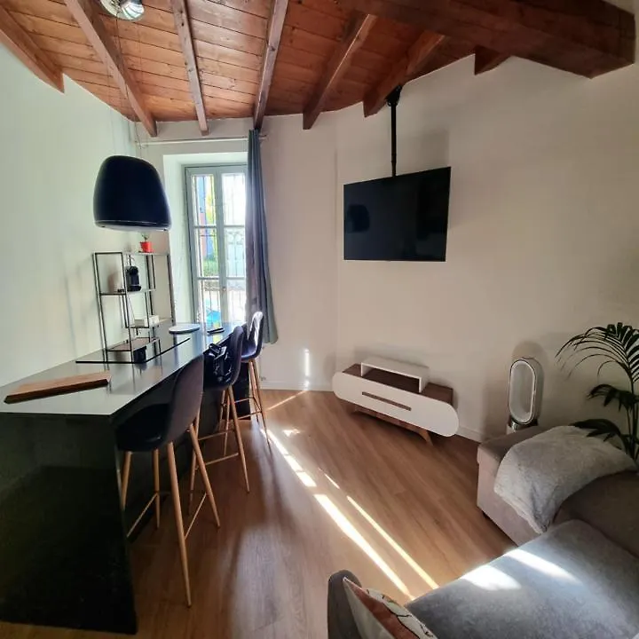 Suite Villa Folli contacts